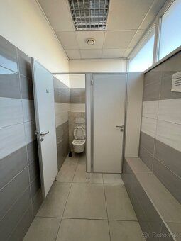Prenajmeme kancelárie v polyfunkčnej budove Living centra v 