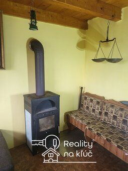 Reality na kľúč Vám ponúka na predaj chatu so záhradou v Úľa