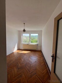 V blízkosti Štúrova, v obci Kamenica nad Hronom, ponúkam na 