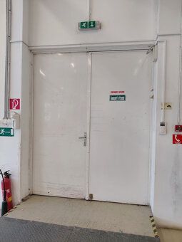 Prenajmeme skladový priestor s výmerou až 960 m2 v Bratislav