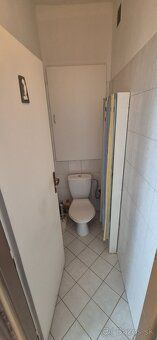 Ponúkam na prenájom útulný 1-izbový byt o výmere 38 m² vo vý