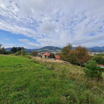 IBA U NÁS! PEKNÉ BÝVANIE realitná kancelária v zastúpení lic