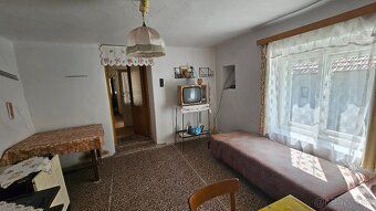 GEMINIBROKER Vám ponúka na predaj v obci Vágáshuta 2 izbový 