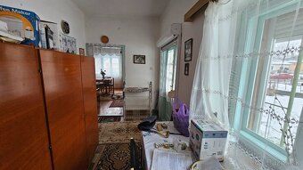 GEMINIBROKER Vám ponúka  2 izbový  rodinný dom v obci Kishut