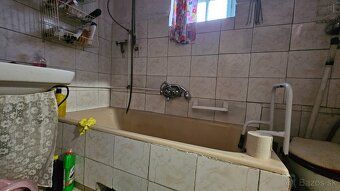GEMINIBROKER Vám ponúka  2 izbový  rodinný dom v obci Kishut