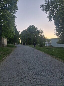 Predam garaz 14 m2 - Kalvária pri Amfiteátri (vid foto - fot