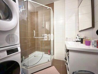 B10 Vám ponúka na prenájom 3 izbový byts garážou nachádzajúc