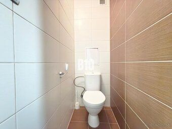 B10 Vám ponúka na prenájom 3 izbový byts garážou nachádzajúc