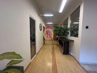 OVERENÉ REALITY – ponúka na prenájom administratívno-skladov