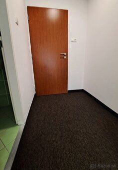 Prenájom dvojkancelárie o výmere 46 m2 v Hoteli Bratislava n