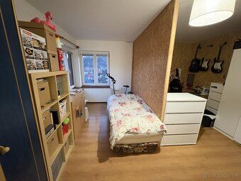 🏡 Rodinný dom v Banskej Bystrici – Podlavice
Priestranné býv