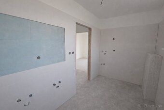 Ponúkame na predaj moderný dvojpodlažný 3-izbový rodinný dom