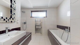 Ponúkame Vám na predaj krásnu 4-izbovú NOVOSTAVBU RD v Trnav