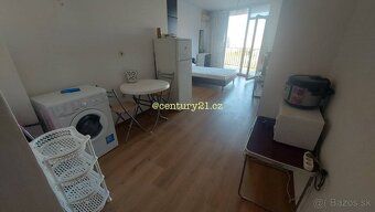 bd13631
Velkorysé studio s balkonem u pláže Cacao Beach
Nabí