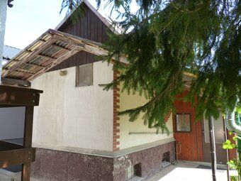 Tel: 0908 715 715, Ponúkam na predaj murovanú chatu so záhra