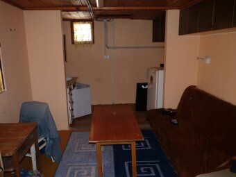 Tel: 0908 715 715, Ponúkam na predaj murovanú chatu so záhra