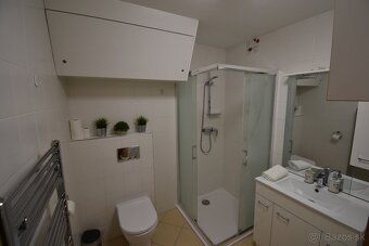 Ponúkame Vám na predaj veľmi pekný mezonetový apartmán, nach