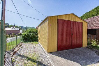 Ponúkame Vám na predaj tento pekný, priestranný, kompletne a