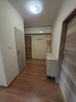 Ponúkame Vám exkluzívne na predaj 3 izbový byt po čiastočnej
