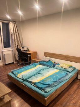 Ponúkame Vám na predaj tehlový 3 izbový byt s vlastným kúren