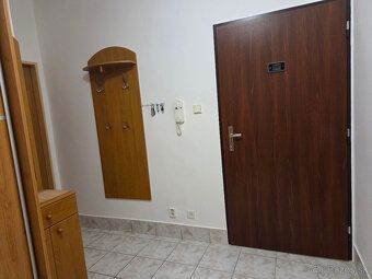 Ponúkame na prenájom priestranný 3-izbový byt o výmere 92 m²