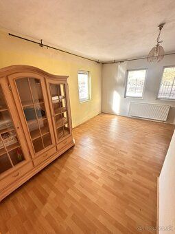 Ponúkam Vám exkluzívne na predaj útulný 4‑izbový rodinný dom