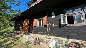 Chata/drevenica v Dlhom Poli (oblast HLavacova) 109m2, pozem