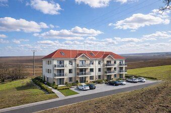 ZNÍŽENÁ CENA!!!
INVESTIČNÁ PRÍLEŽITOSŤ – OREŠANY | 3 552 m2 