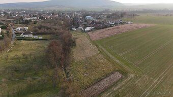 Ponúkame na predaj stavebný pozemok s rozlohou 649 m2, nachá