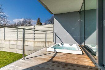 +4 izbový byt (143m2) s panoramatickým výhľadom na Banskú By