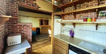 Ponúkam na prenajom 2 izbový byt s balkónom v širšom centre 