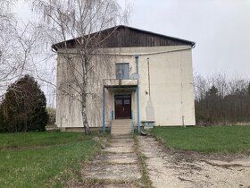 Nabízíme prodej/pronájem areálu v Tornaľe o rozloze 46 388m2