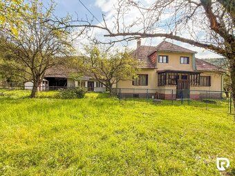 RADO Reality Vám ponúka na predaj starší 5-izbový rodinný do