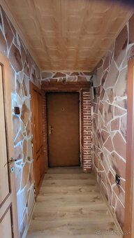 Ponúkame na predaj priestranný 3-izbový byt rozmer 61m2 v me