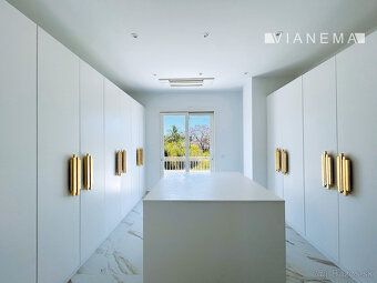 VIANEMA V ŠPANIELSKU 🌴 Luxusná vila len 300 m od pláže | Los