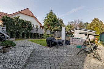 Ponúkame na predaj 4 izbový poschodový rodinný dom v obci Bo