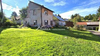 Ponúkame na predaj slnečný, rovinatý pozemok o výmere 277 m²