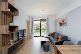 Ponúkame na dlhodobý prenájom útulný 2-izbový apartmán v Beš
