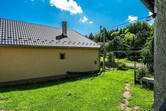 RM reality vám ponúka na predaj 3 izbový 2-podlažný rodinný 
