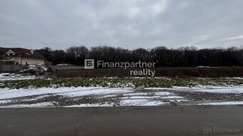 F021-14-SIRA3a
Na predaj stavebný pozemok v katastrálnom úze