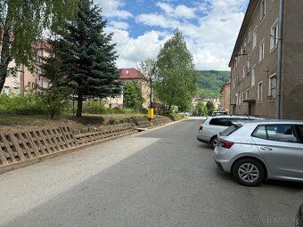 Predaj pozemku pod garáž v meste Jelšava, výmera pozemku je 