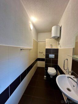 Solidreal exkluzívne ponúka na predaj 5 izbový rodinný domče