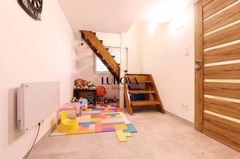 LUHOVA reality Vám výhradne ponúka na predaj nádhernú a mode