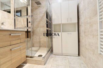 LUHOVA reality Vám výhradne ponúka na predaj praktický a sve