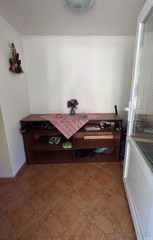 Ponúkame na predaj útulnú a vkusne zrekonštruovanú chatu v m