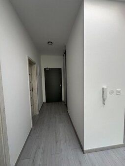 PINK reality Vám so súhlasom majiteľa ponúka 2 izbové byty n