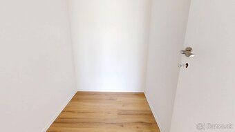 Spoločnosť PINK reality s exkluzívnym zastúpením majiteľa Vá