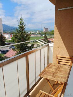 V ponuke je priestranný byt do prenájmu. Moderne rekonštruov