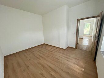 Ponúkame na predaj moderný 2-izbový apartmán v novostavbe (a