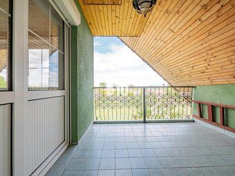 B10 Vám ponúka na predaj veľký 4 izb. Rodinný dom s vínnou k